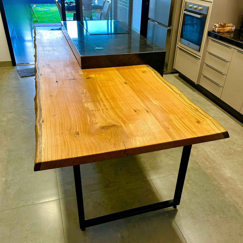 Mesa de Madeira Maciça para Ilha de Cozinha Integrada - 3,00m x 95cm