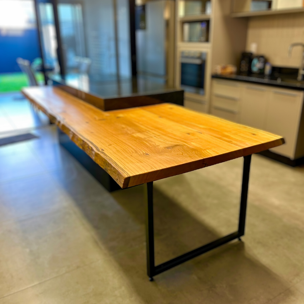 Mesa de Madeira Maciça para Ilha de Cozinha Integrada - 3,00m x 95cm