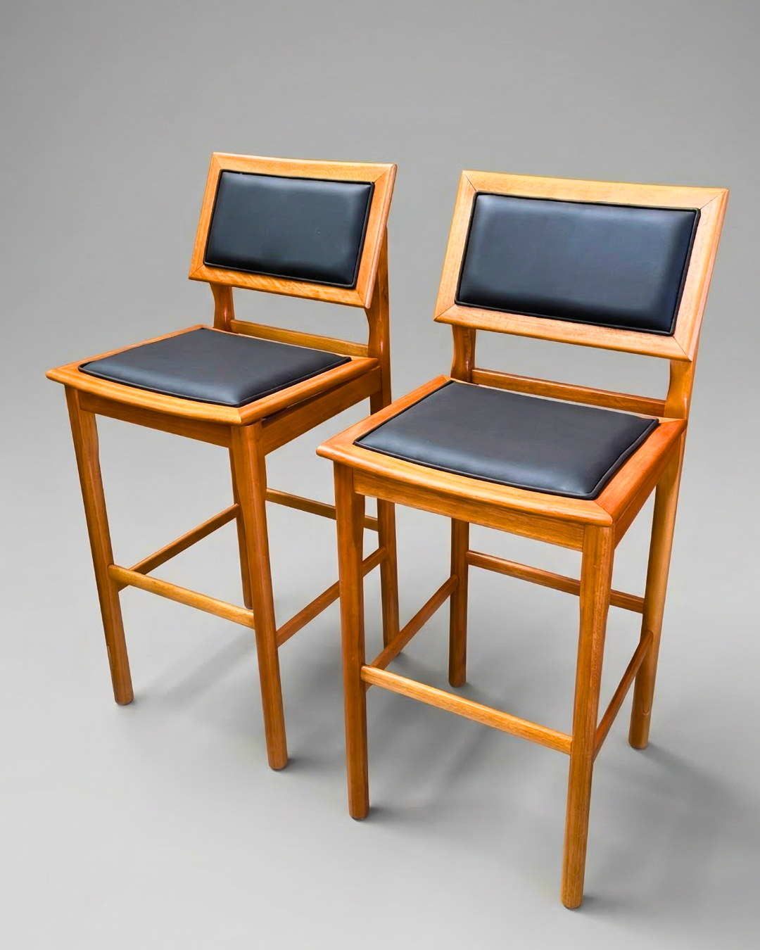 Banqueta Napoli - Madeira Maciça