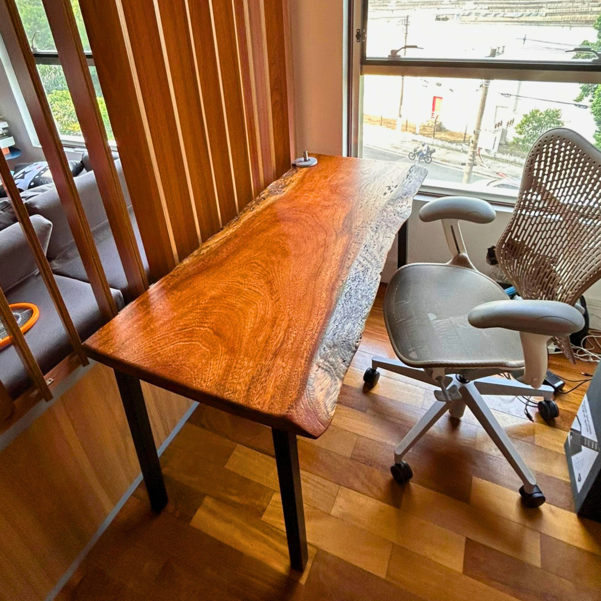 Mesa Home Office em Madeira Maciça Orgânica - 60cm x 1,50m