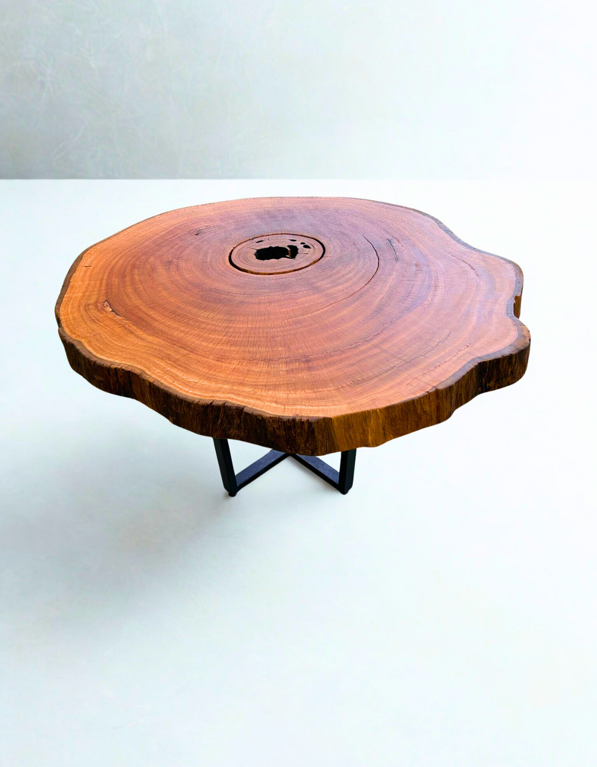 Mesa de Jantar Redonda Orgânica 6 lugares - Tronco de Madeira Maciça