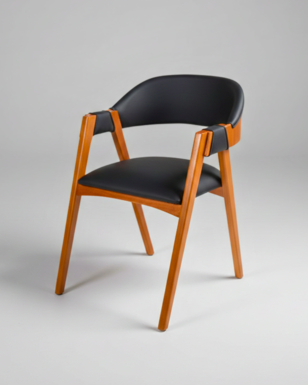 Cadeira de Jantar Malta - Madeira Maciça