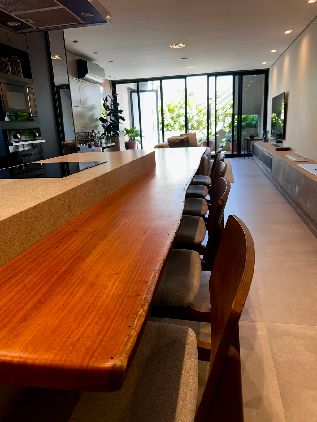 Extensão Gourmet em Madeira Maciça para Ilha de Cozinha Integrada - 4,50 x 1,20m